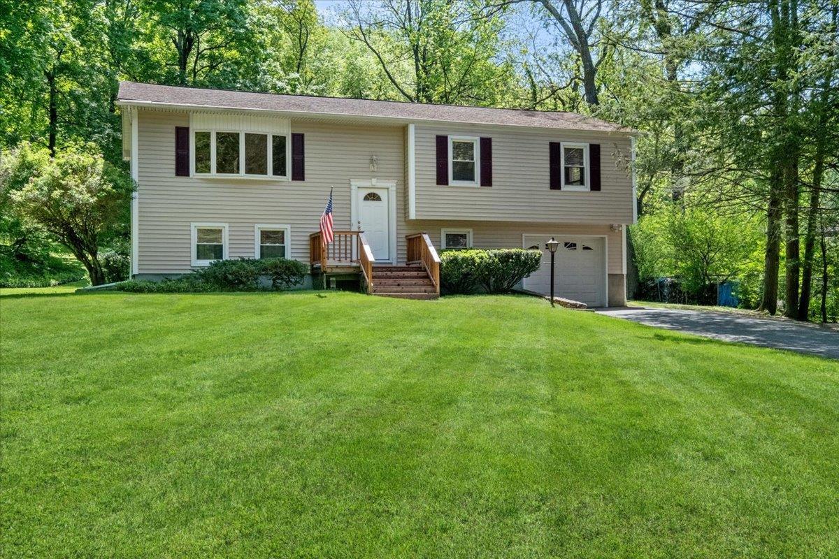 Single Family Abraham Gunn Memorial  Westchester County, NY 10567, MLS-861321-46