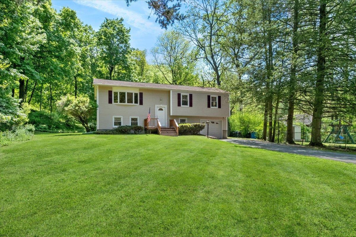 Single Family Abraham Gunn Memorial  Westchester County, NY 10567, MLS-861321-48