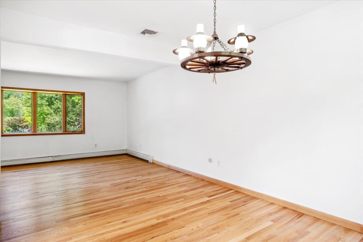 Single Family Abraham Gunn Memorial  Westchester County, NY 10567, MLS-861321-8
