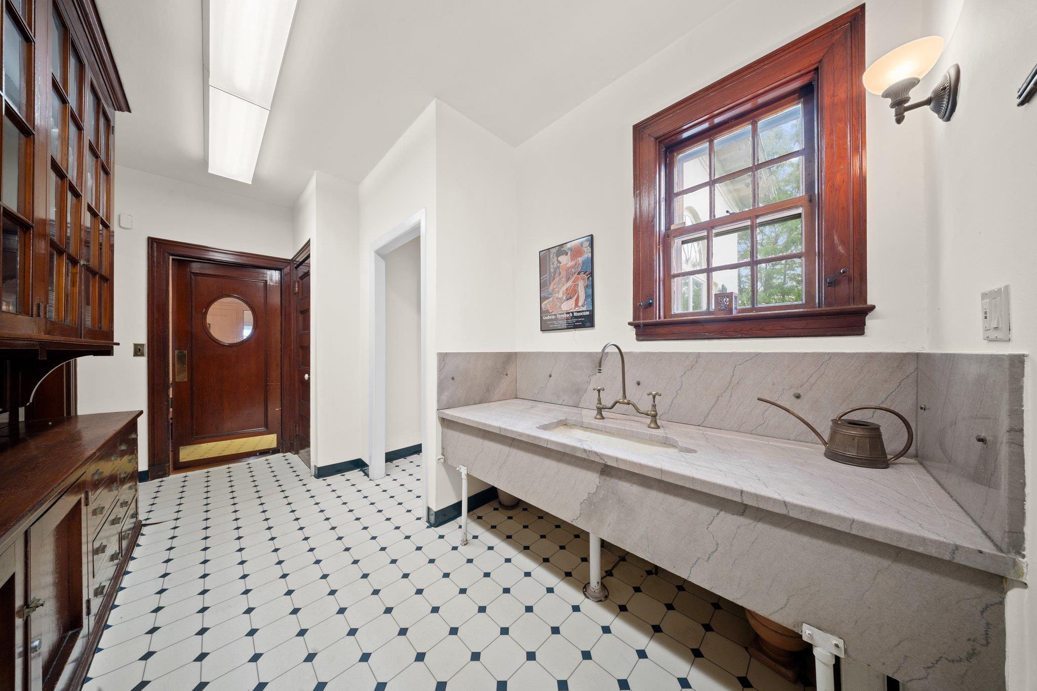 Single Family Shore  Queens, NY 11363, MLS-861328-13