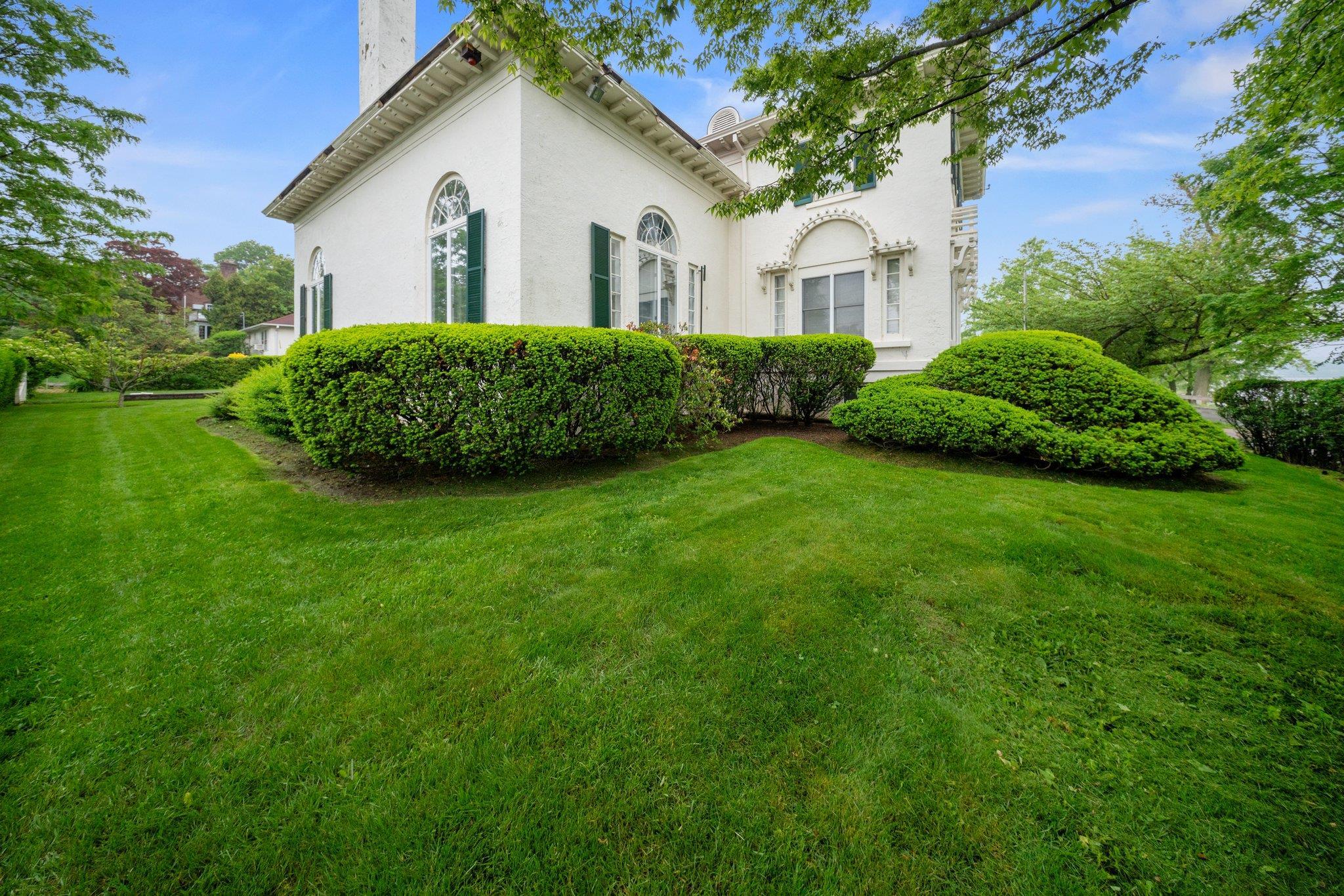 Single Family Shore  Queens, NY 11363, MLS-861328-40