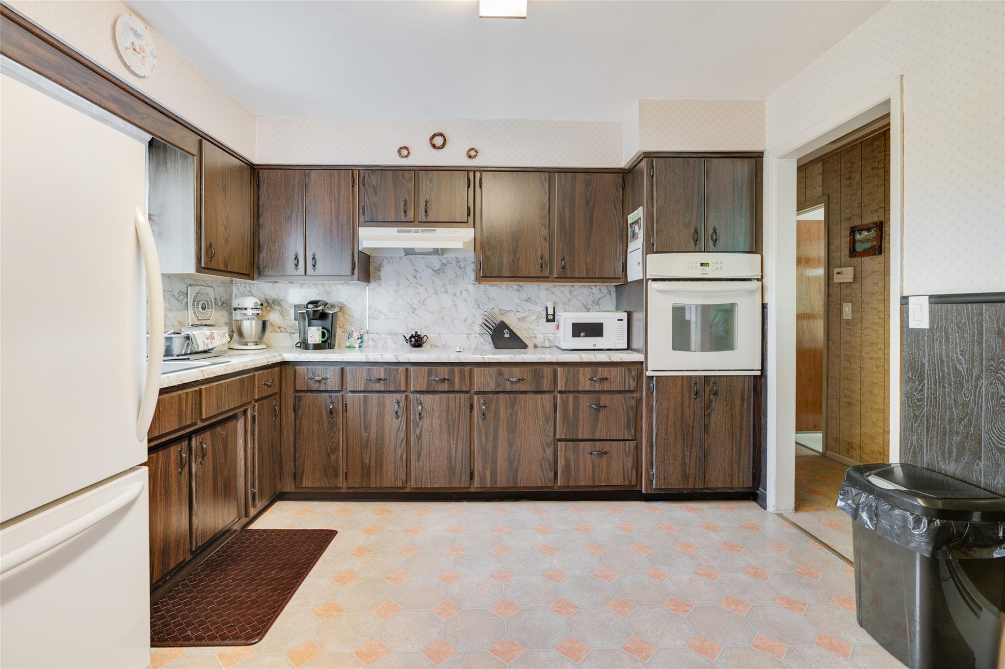 Single Family South  Dutchess County, NY 12508, MLS-861349-11