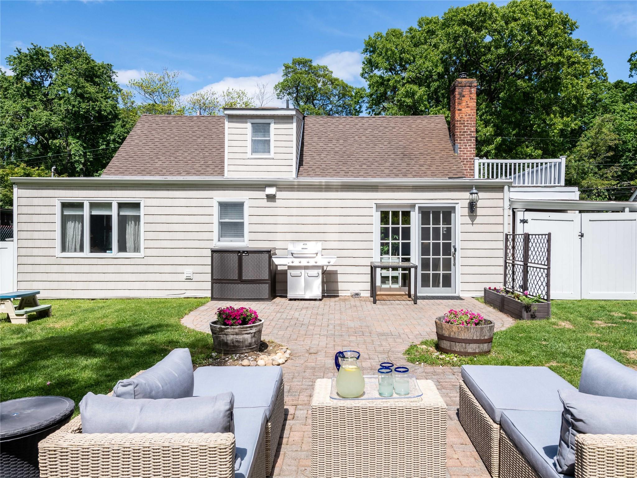 Single Family Shadyside  Nassau County, NY 11050, MLS-861356-38