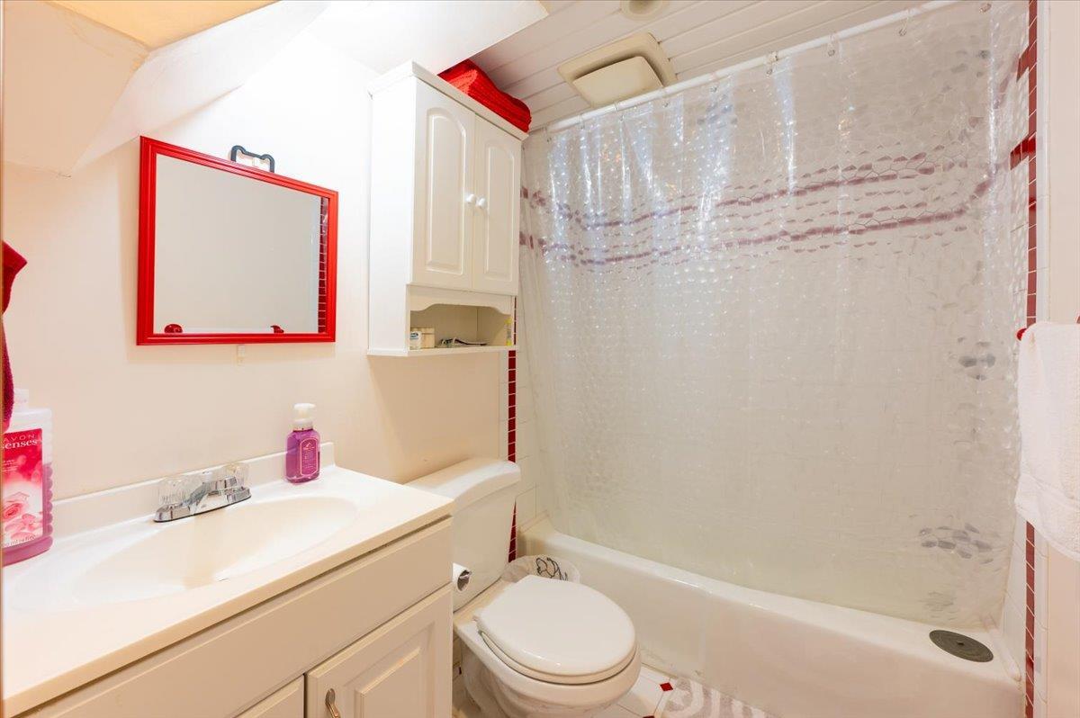 Single Family 70  Queens, NY 11375, MLS-861361-26