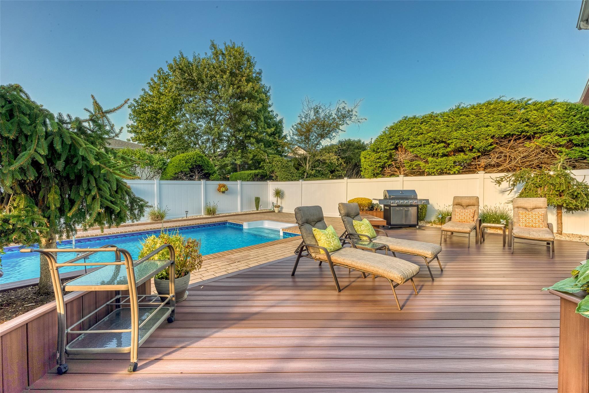 Single Family Hampton  Nassau County, NY 11793, MLS-861379-43