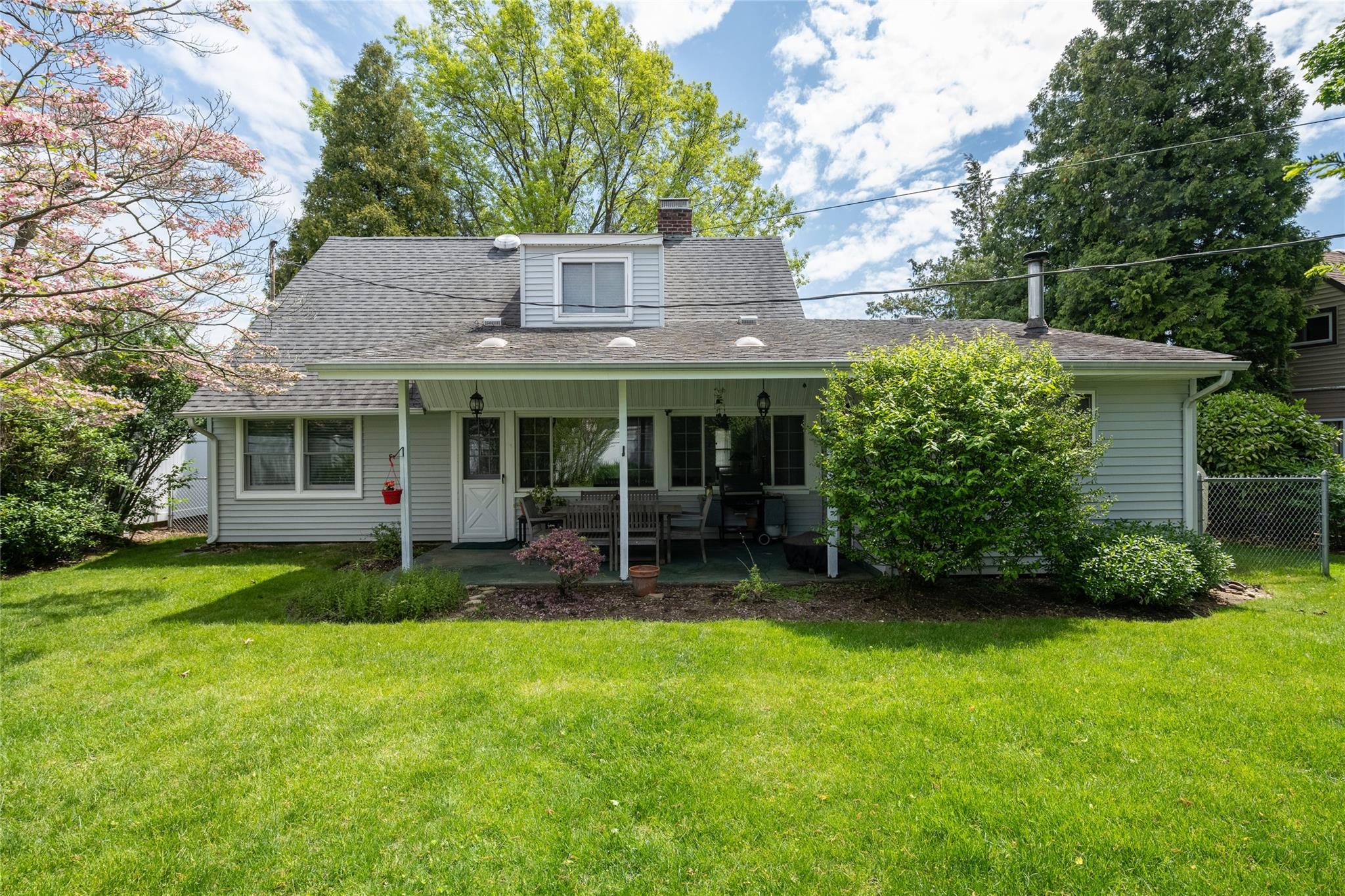 Single Family Flagstone  Nassau County, NY 11590, MLS-861385-20