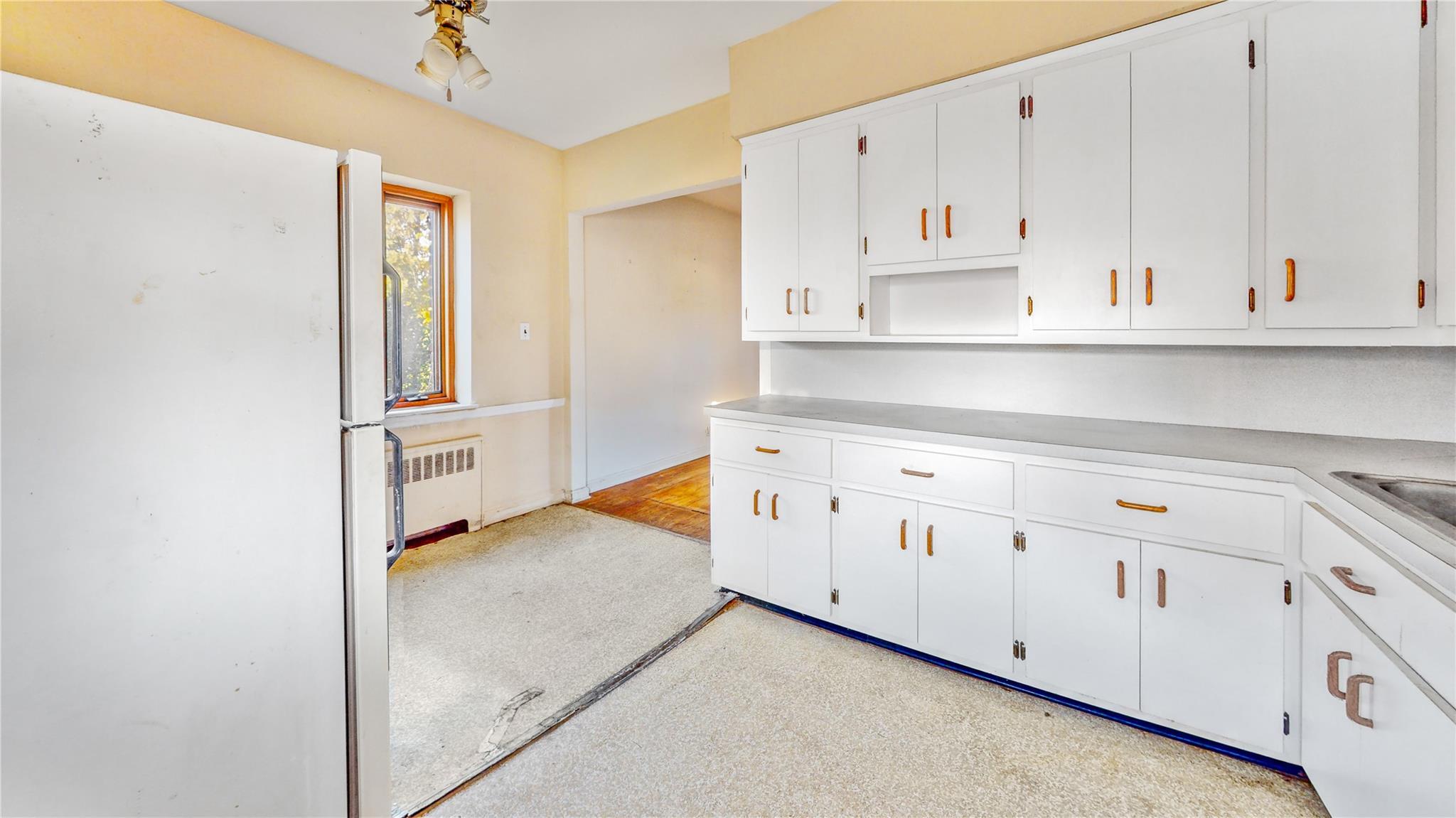 Single Family Leggett  Queens, NY 11357, MLS-861395-4