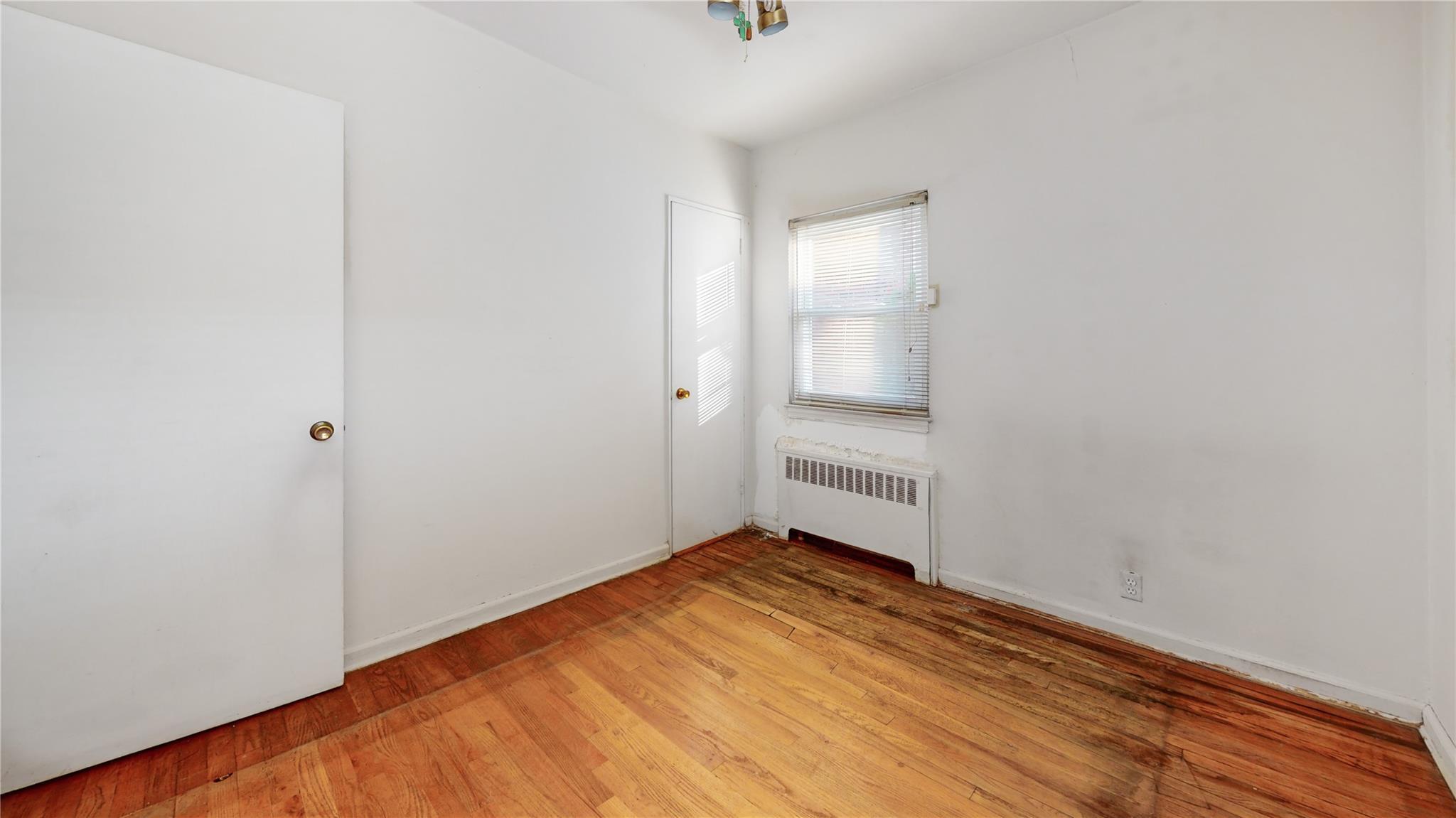 Single Family Leggett  Queens, NY 11357, MLS-861395-8