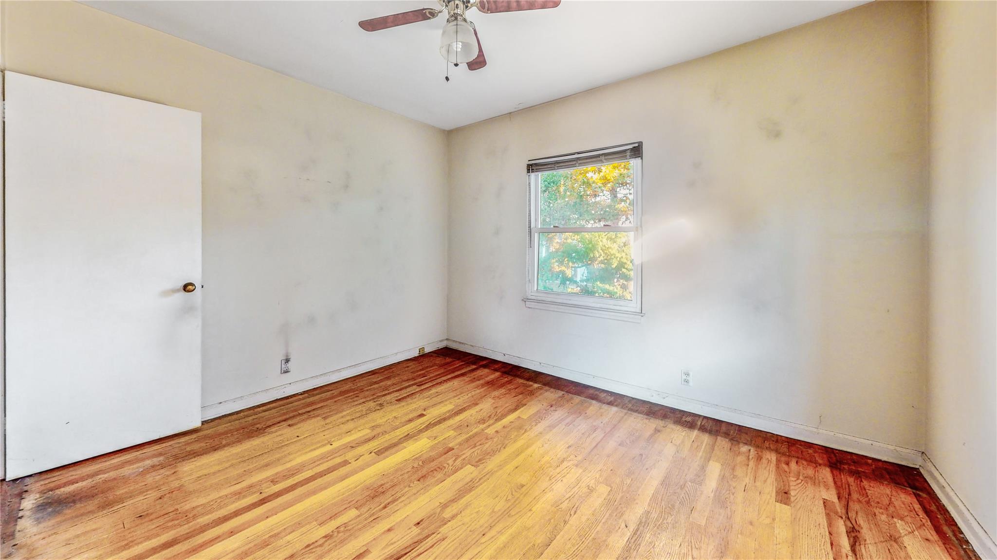 Single Family Leggett  Queens, NY 11357, MLS-861395-9