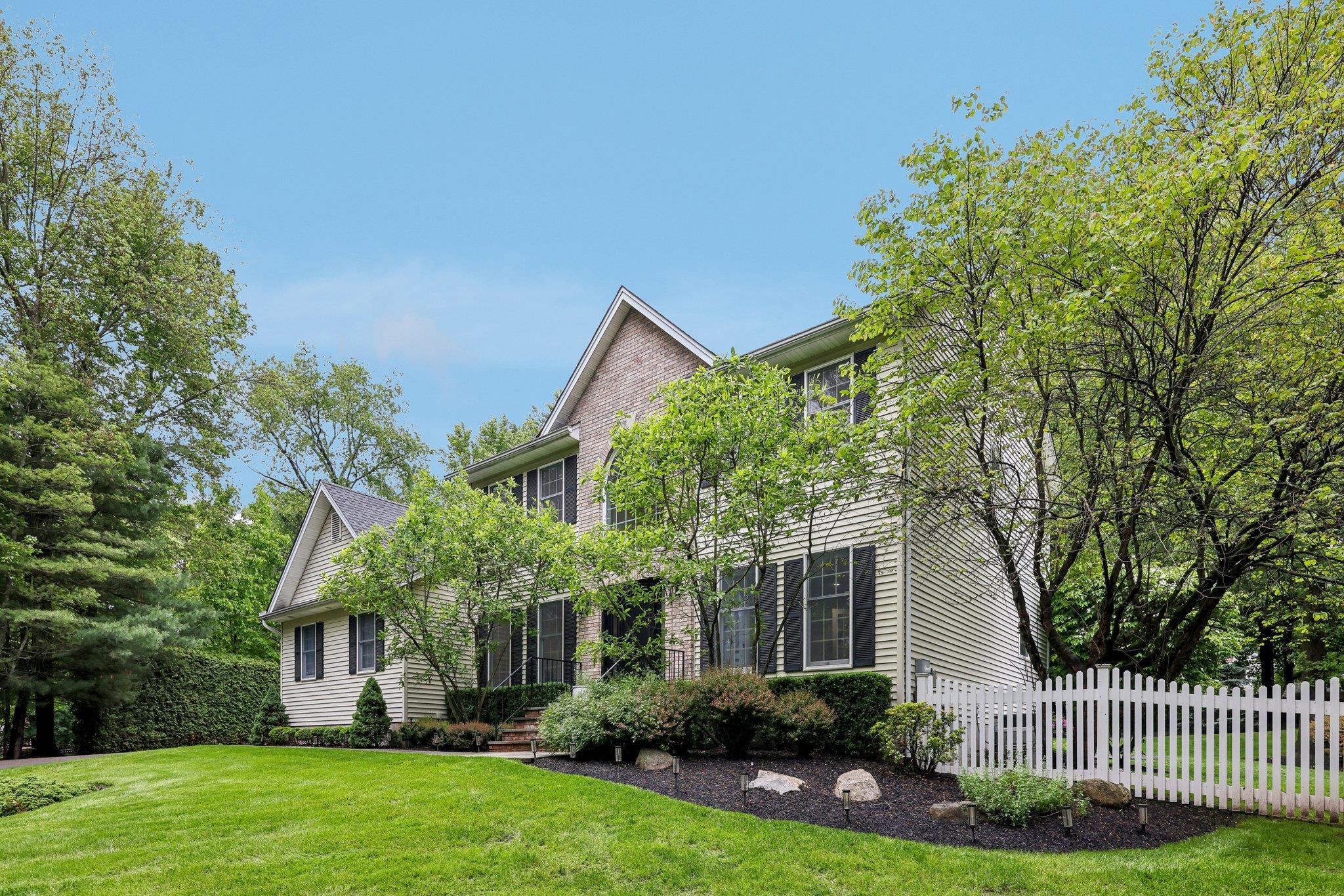 Single Family Sandstone  Rockland County, NY 10956, MLS-861396-45