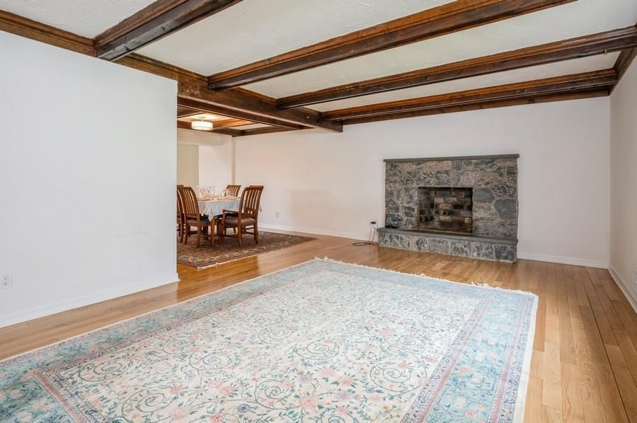 Single Family Glenn  Westchester County, NY 10706, MLS-861397-10
