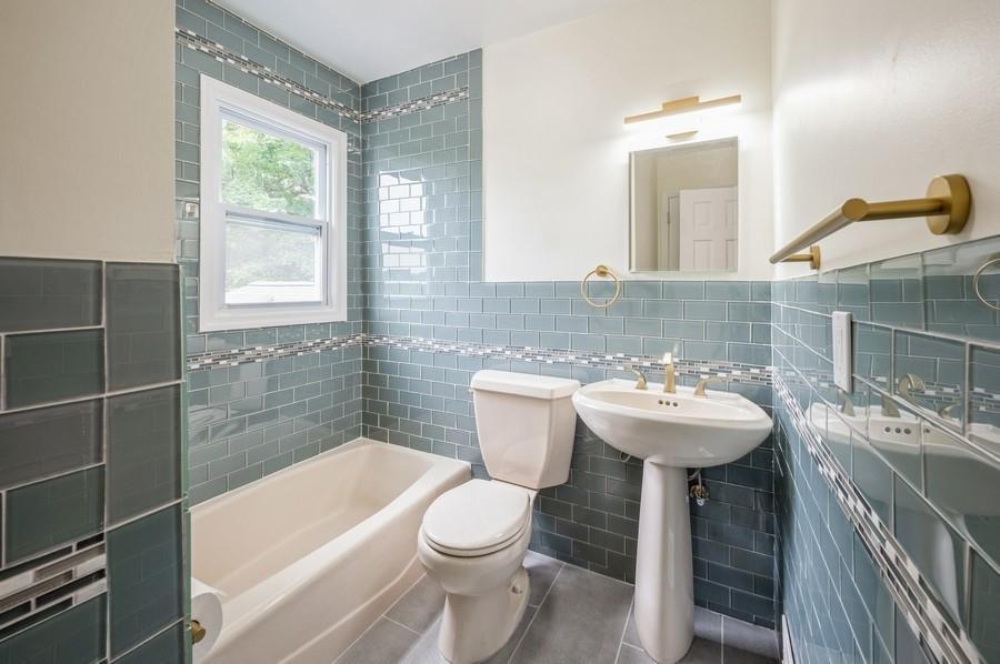 Single Family Glenn  Westchester County, NY 10706, MLS-861397-20