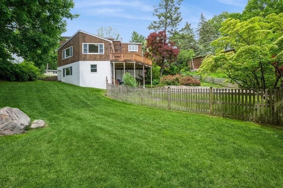 Single Family Glenn  Westchester County, NY 10706, MLS-861397-7