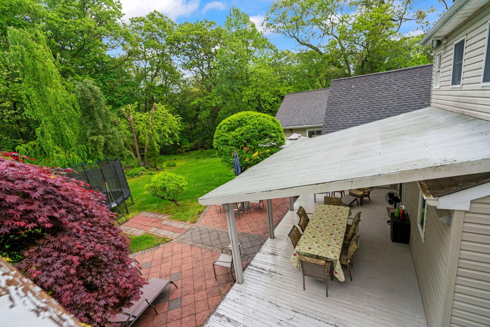 Single Family Darby  Suffolk County, NY 11746, MLS-861400-34