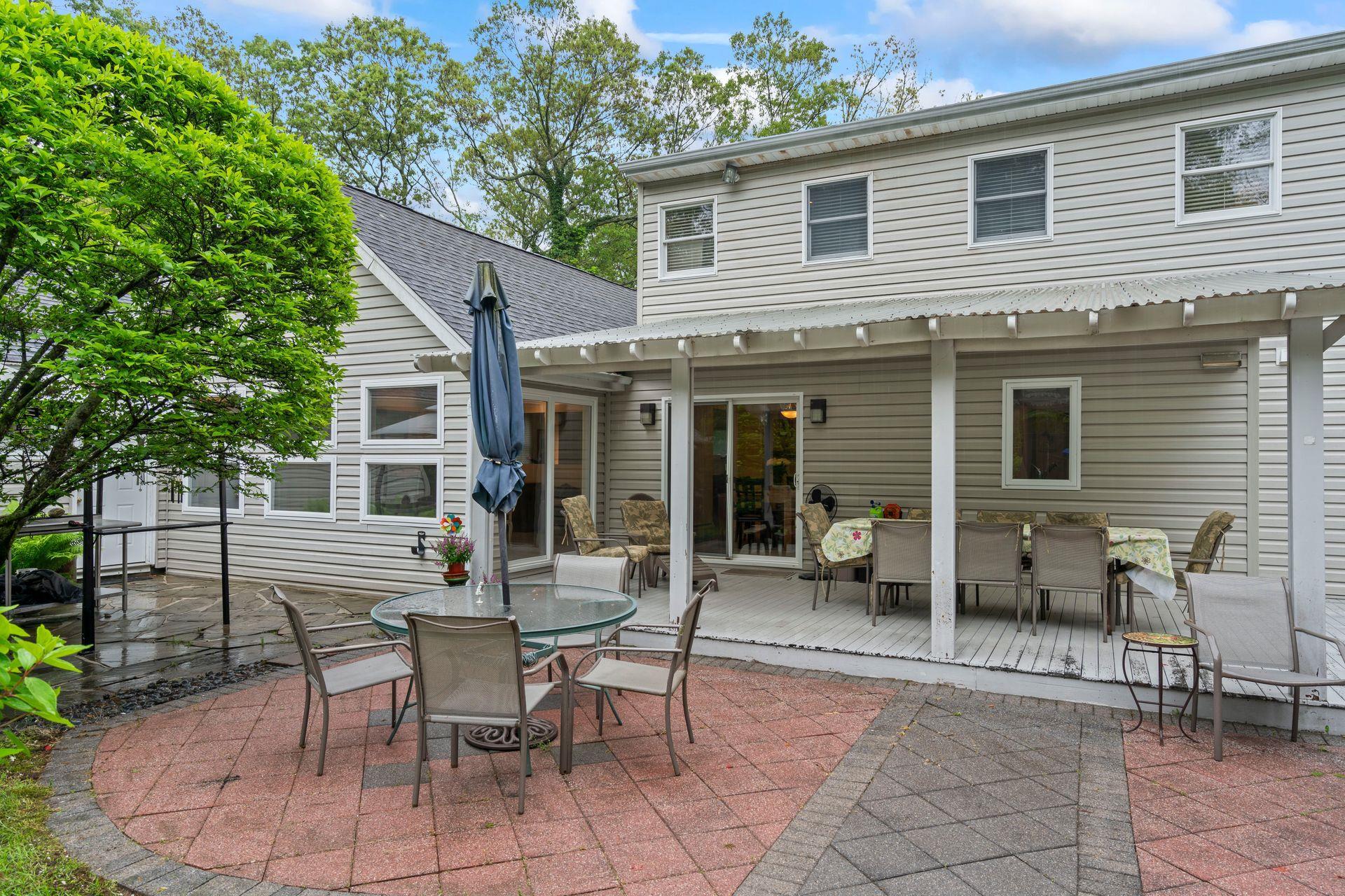 Single Family Darby  Suffolk County, NY 11746, MLS-861400-36