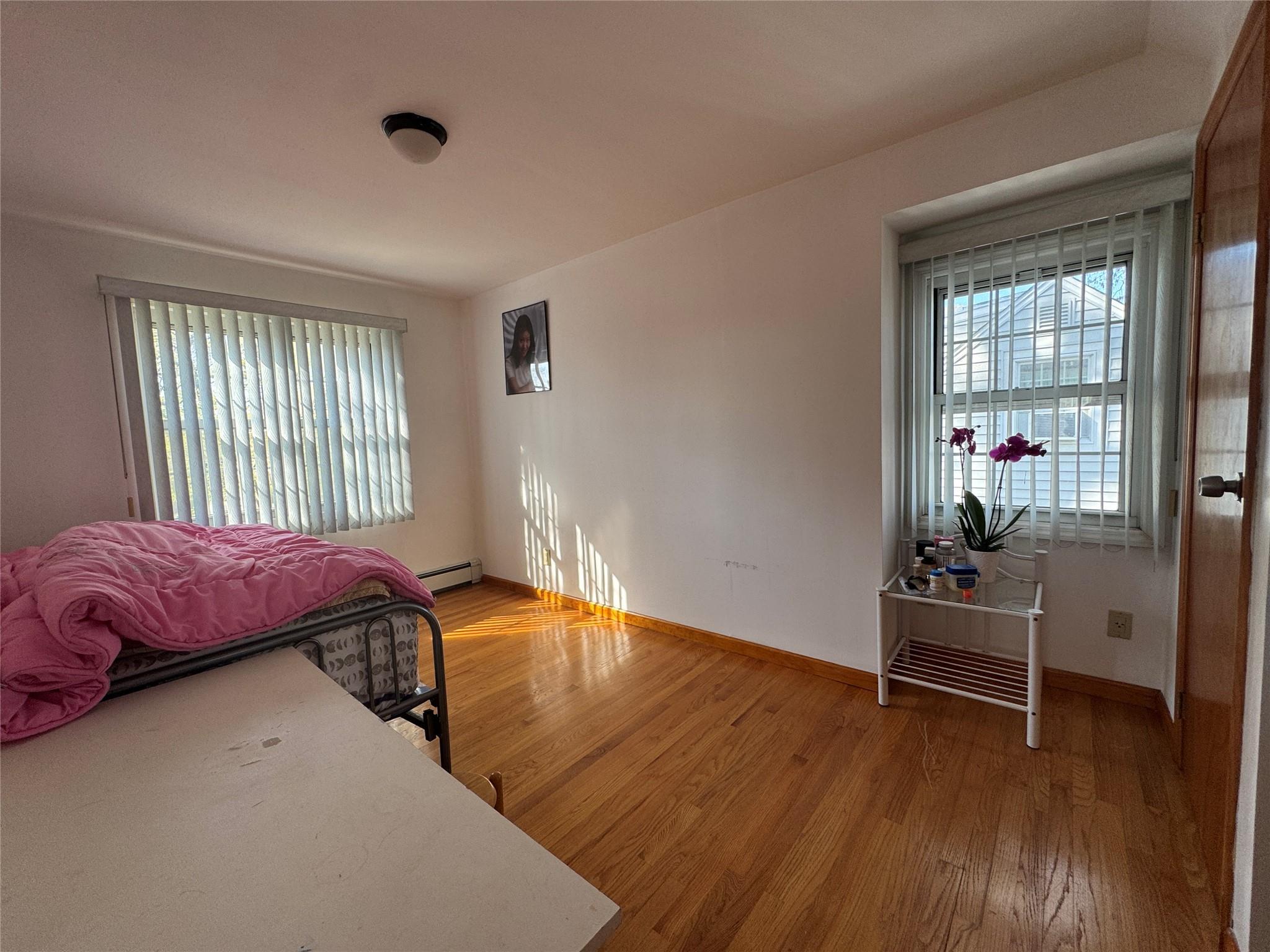 Single Family Garfield  Nassau County, NY 11552, MLS-861406-10
