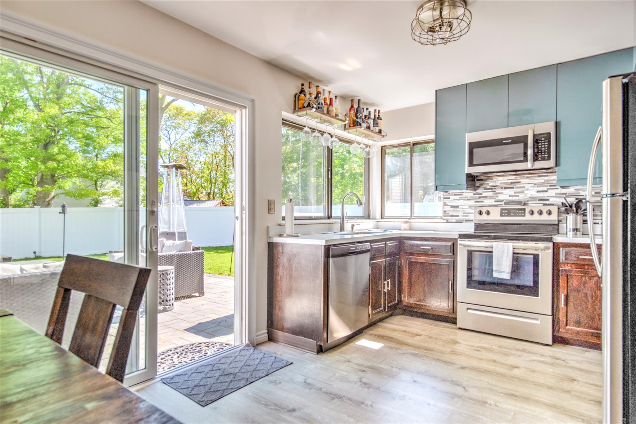 Single Family Folsom  Suffolk County, NY 11727, MLS-861412-13