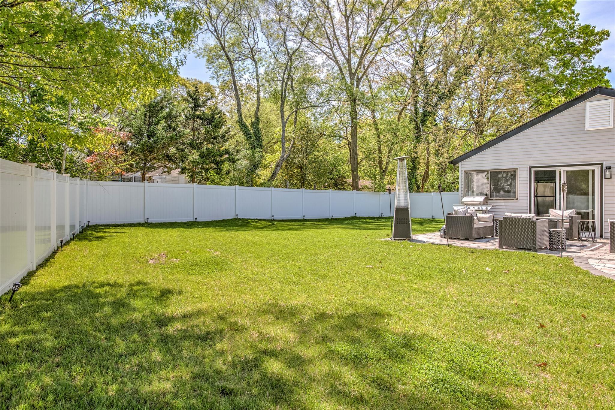Single Family Folsom  Suffolk County, NY 11727, MLS-861412-20