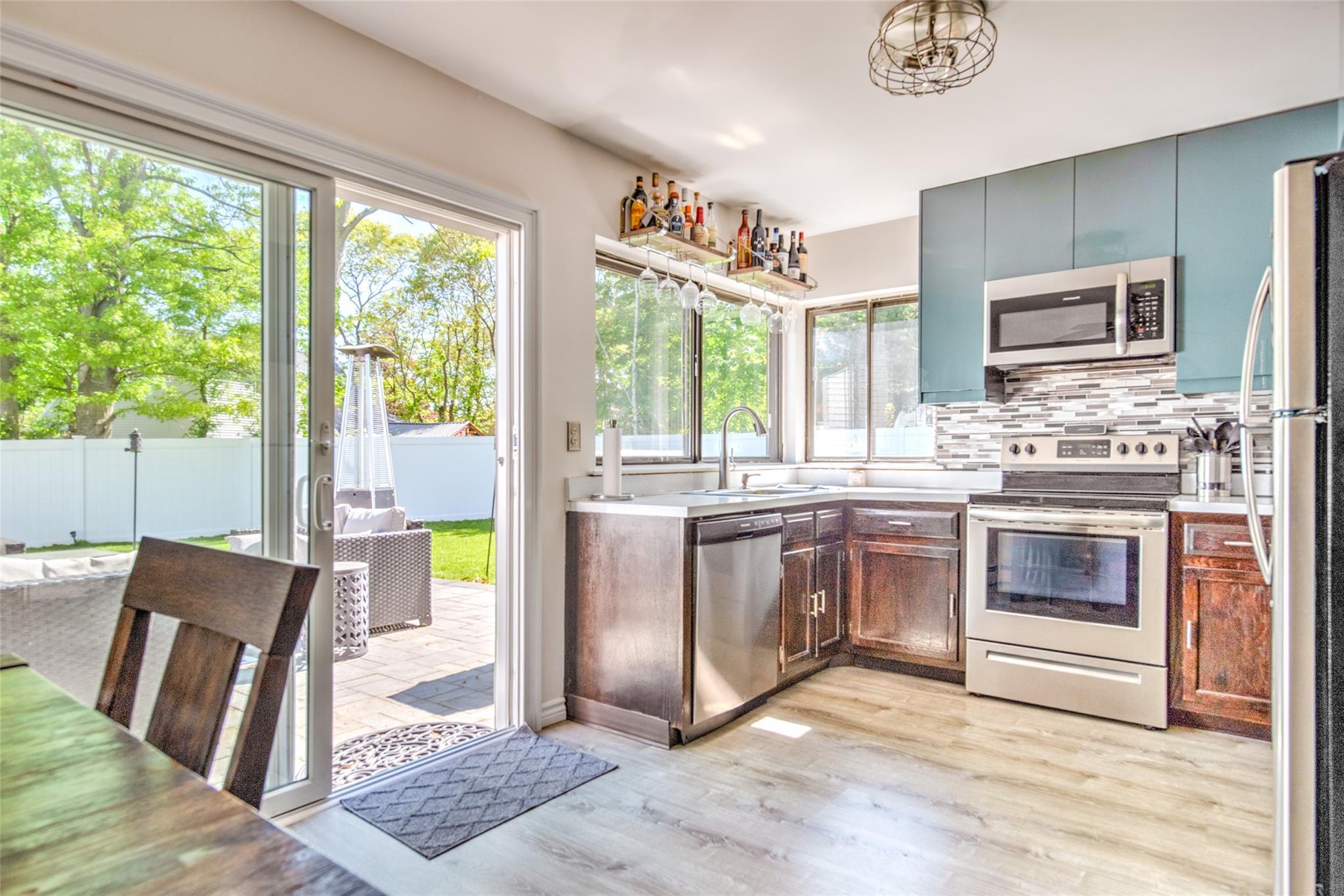 Single Family Folsom  Suffolk County, NY 11727, MLS-861412-8