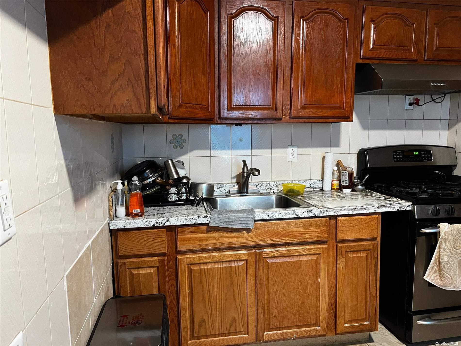 Single Family 253rd  Queens, NY 11426, MLS-861419-4