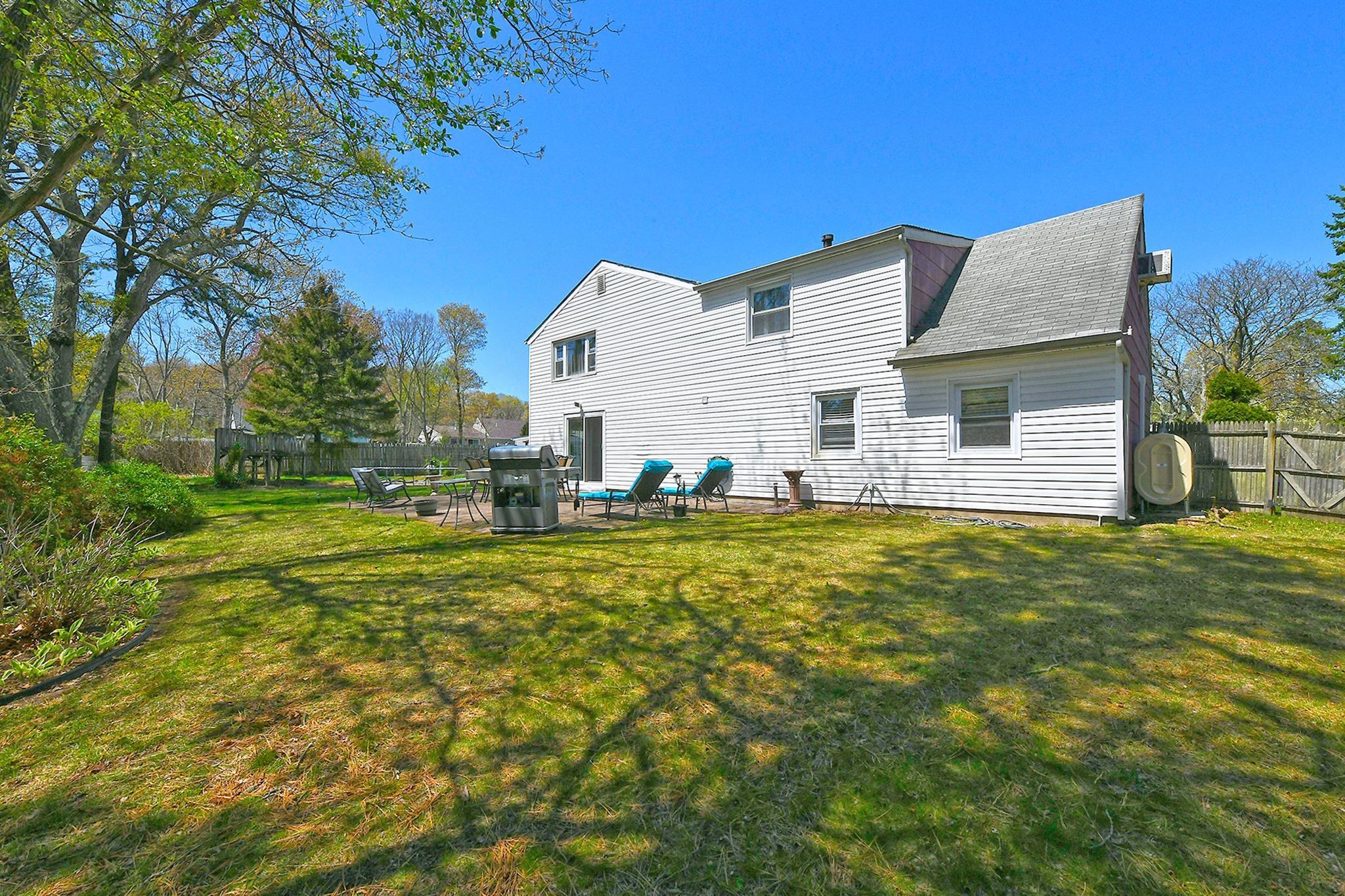 Single Family Split Pine  Suffolk County, NY 11763, MLS-861431-19