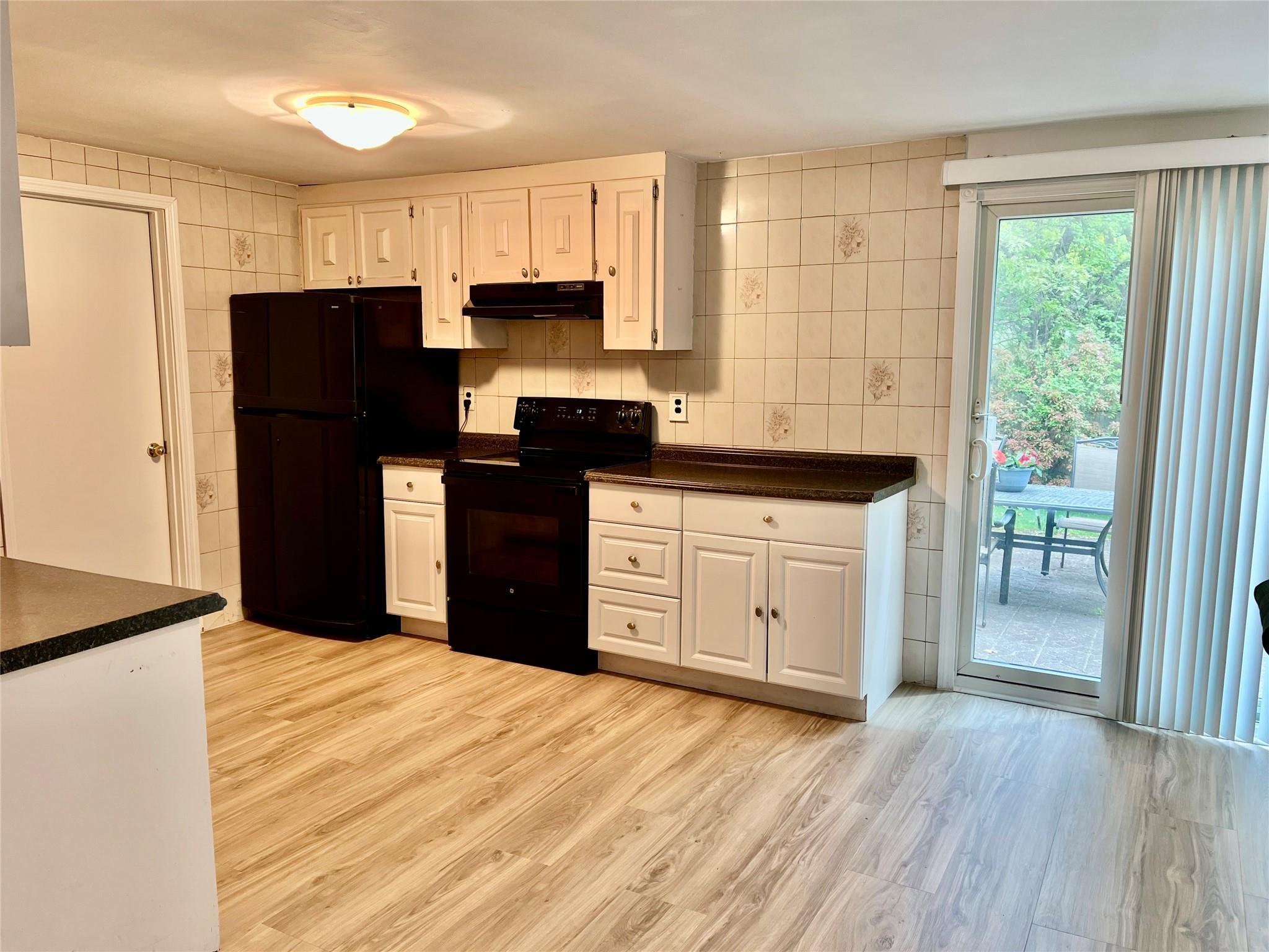 Single Family Split Pine  Suffolk County, NY 11763, MLS-861431-5