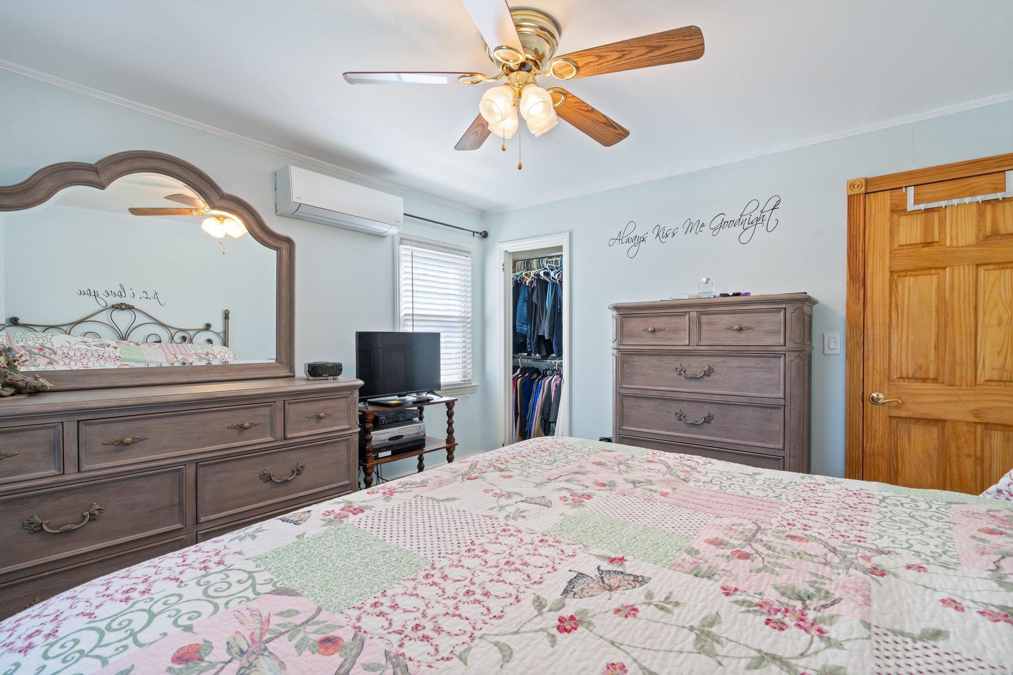 Single Family Pine  Nassau County, NY 11581, MLS-861445-11