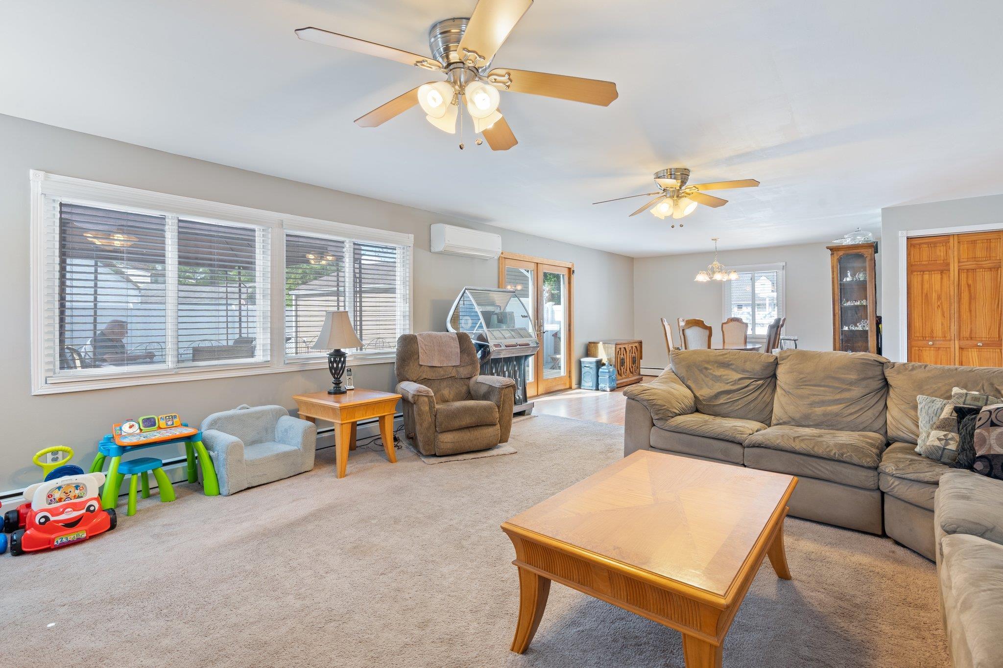 Single Family Pine  Nassau County, NY 11581, MLS-861445-7