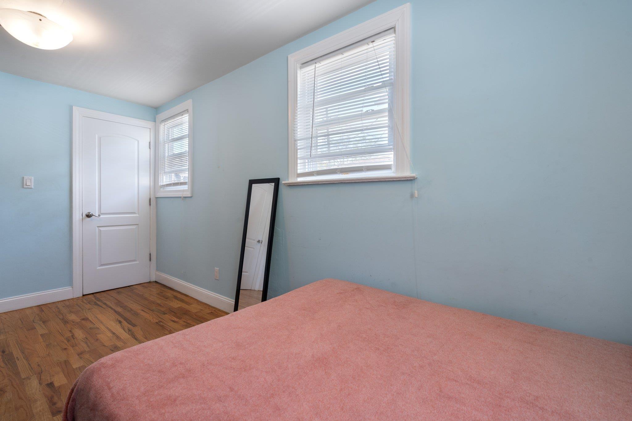 Single Family 131st  Queens, NY 11413, MLS-861453-12