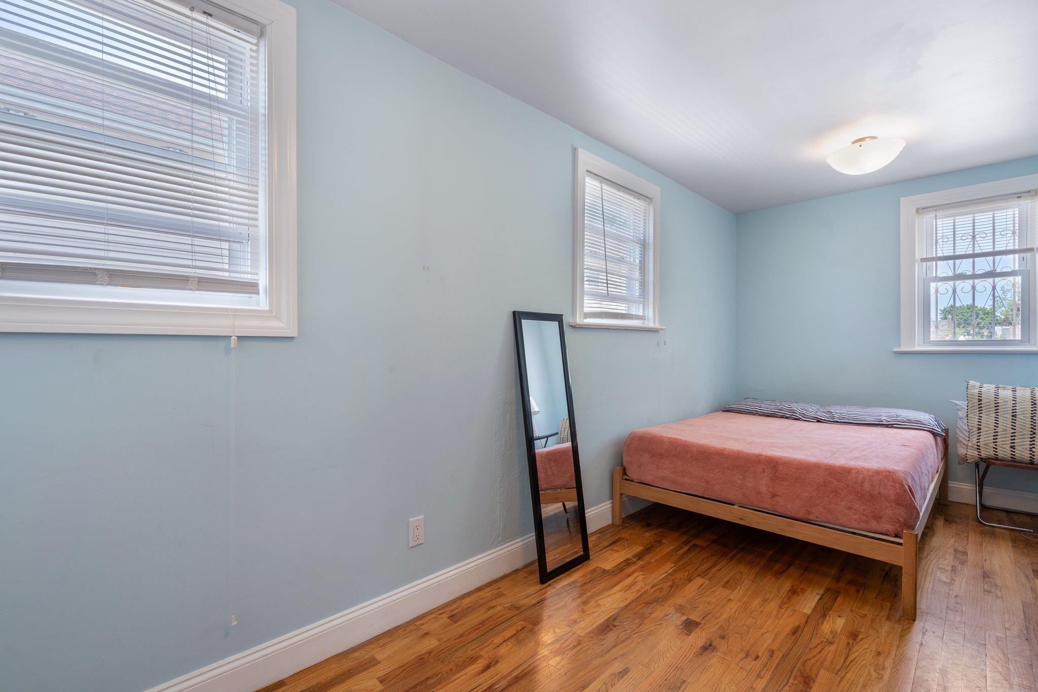 Single Family 131st  Queens, NY 11413, MLS-861453-13