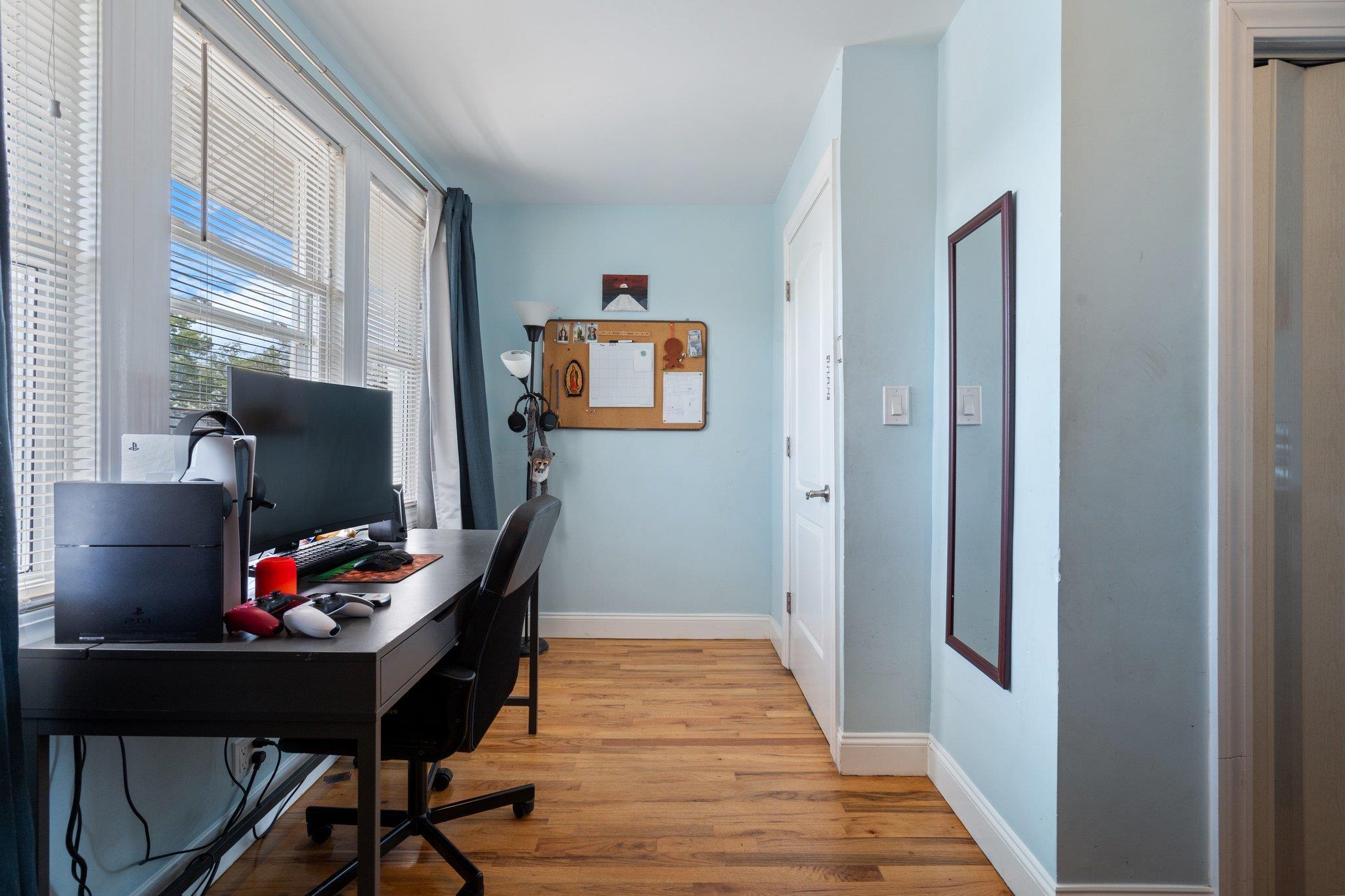 Single Family 131st  Queens, NY 11413, MLS-861453-21