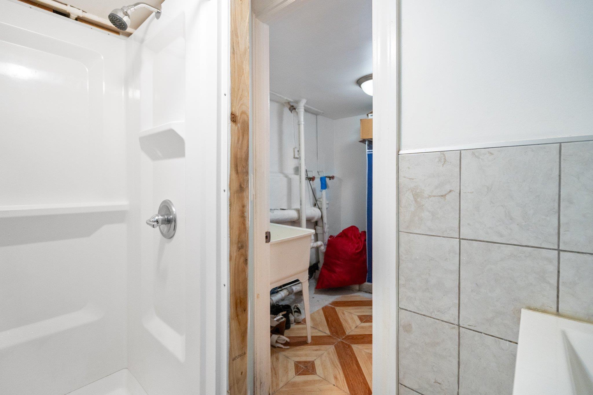 Single Family 131st  Queens, NY 11413, MLS-861453-25