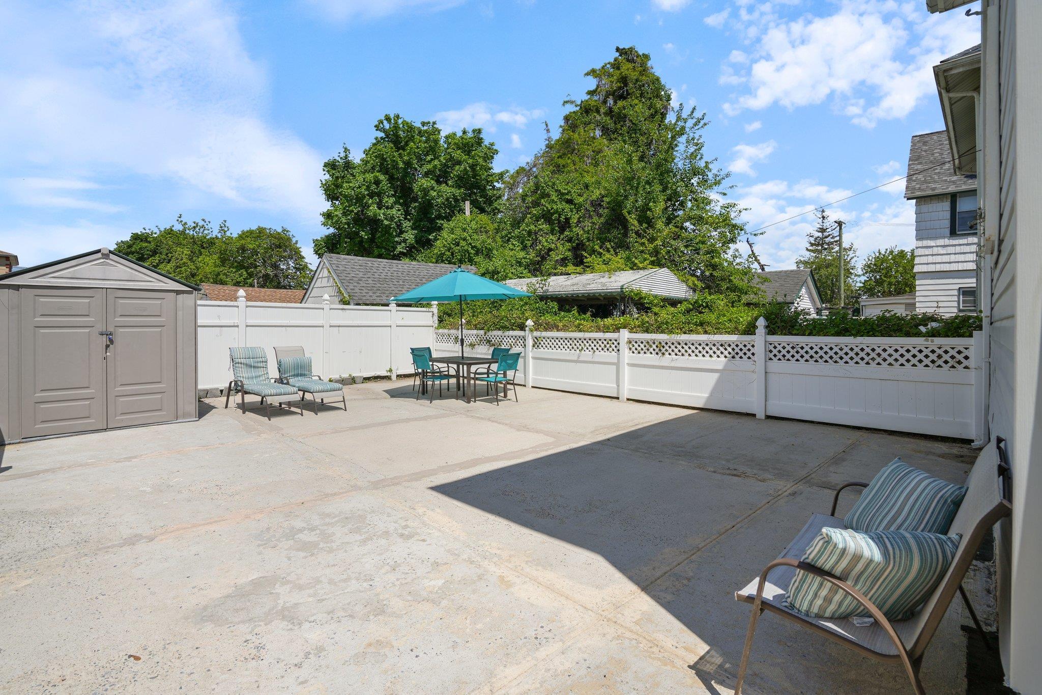 Single Family 131st  Queens, NY 11413, MLS-861453-26