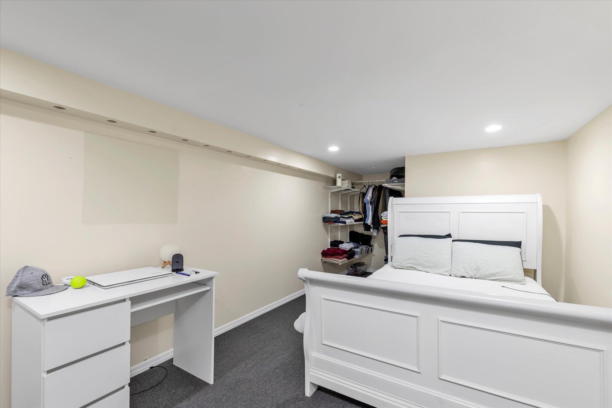 Single Family Russell  Nassau County, NY 11010, MLS-861465-12