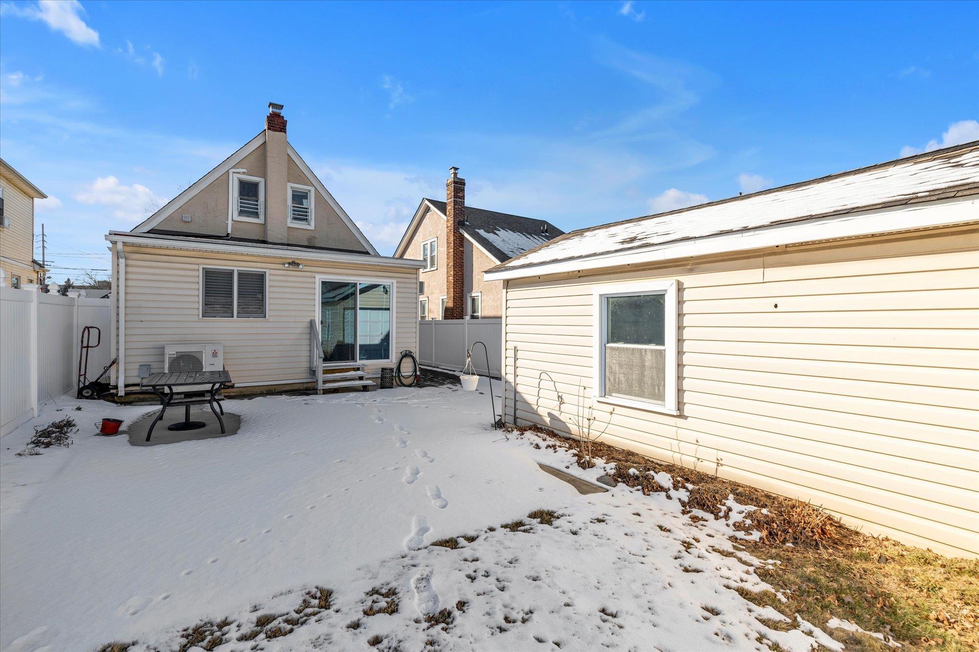 Single Family Russell  Nassau County, NY 11010, MLS-861465-16