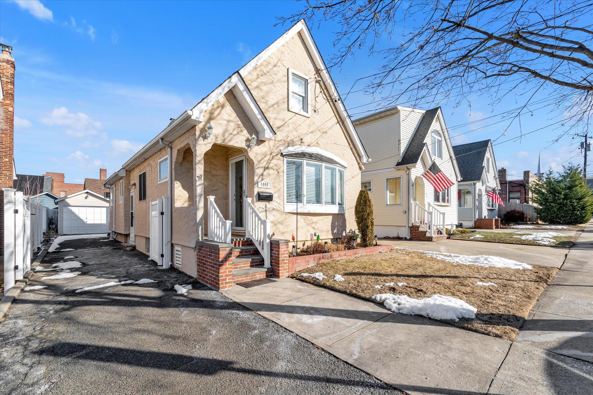 Single Family Russell  Nassau County, NY 11010, MLS-861465-17