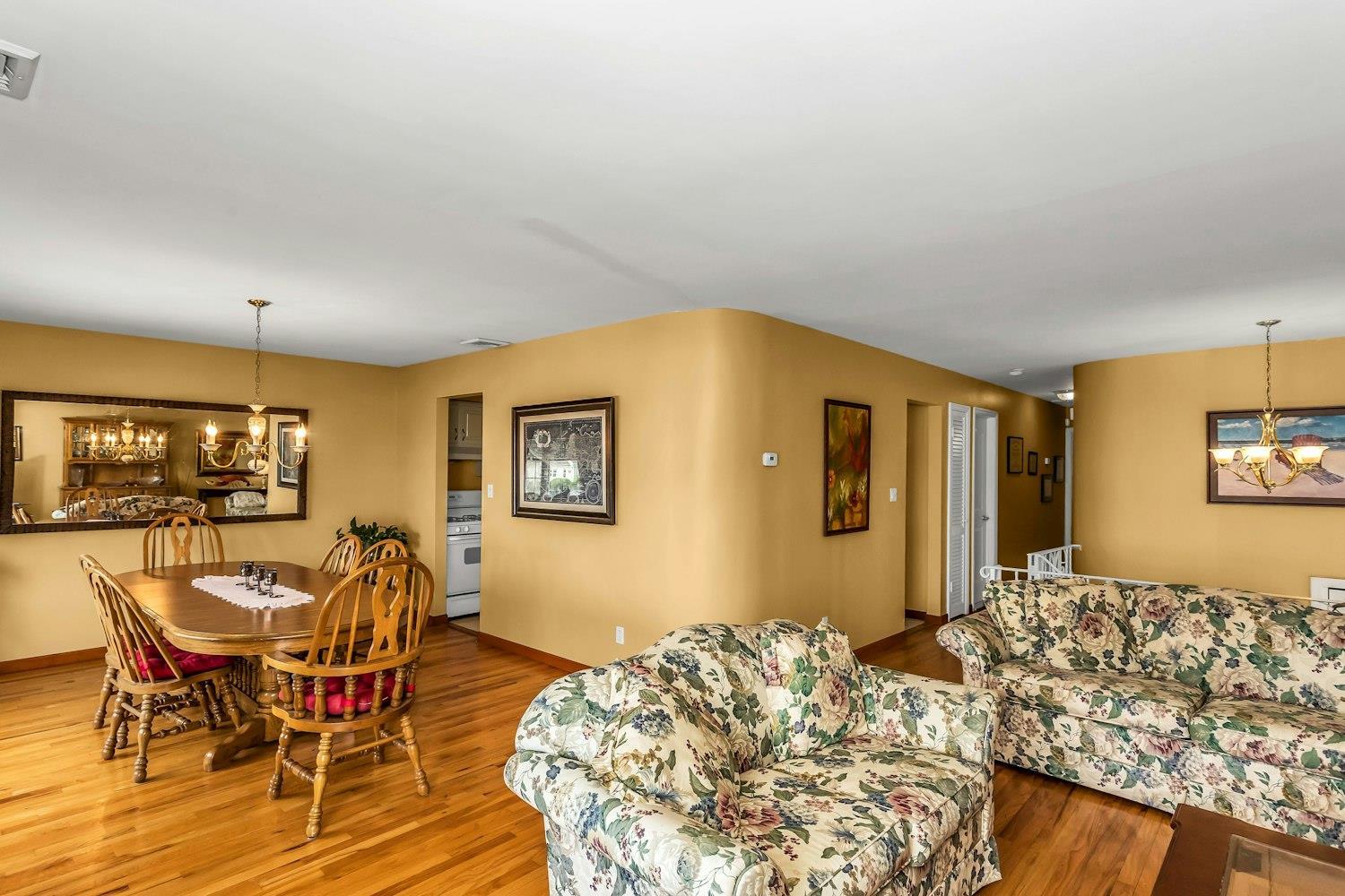 Single Family Westside  Nassau County, NY 11520, MLS-861472-5