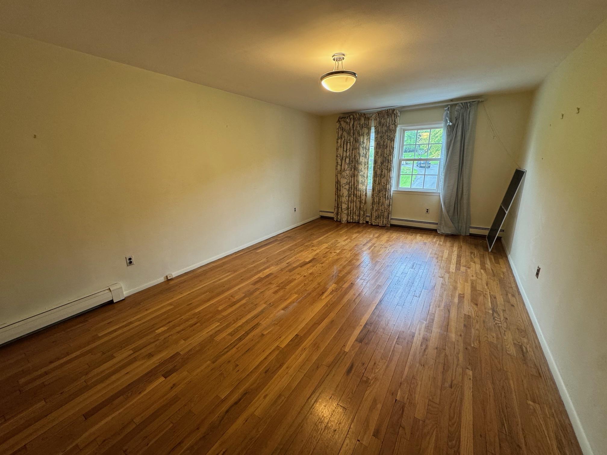 Single Family Nutly  Westchester County, NY 10598, MLS-861480-11