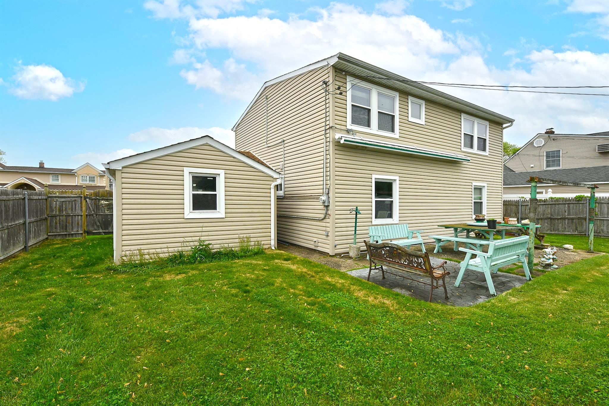 Single Family Haven  Nassau County, NY 11756, MLS-861483-17