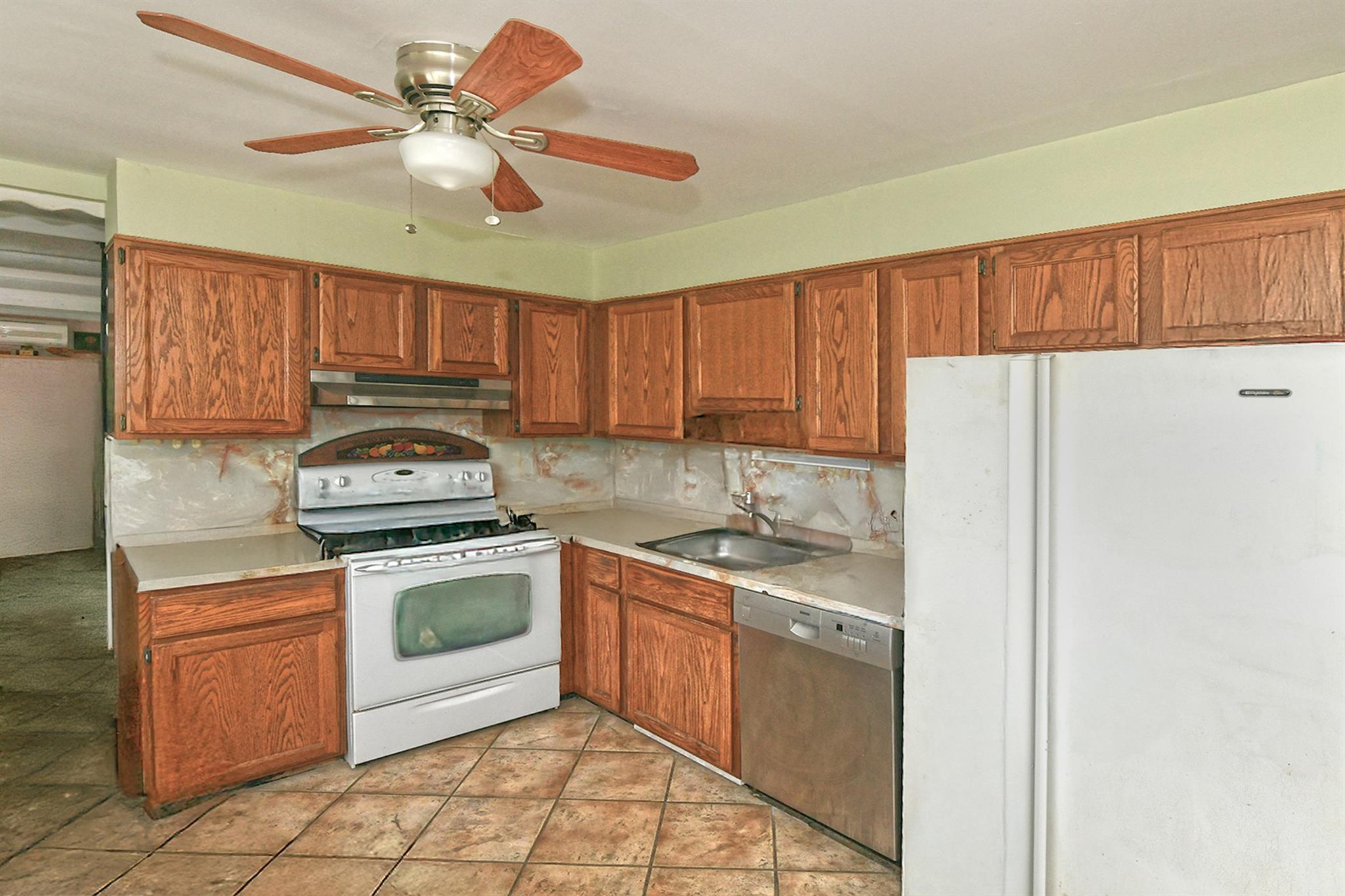 Single Family Haven  Nassau County, NY 11756, MLS-861483-6