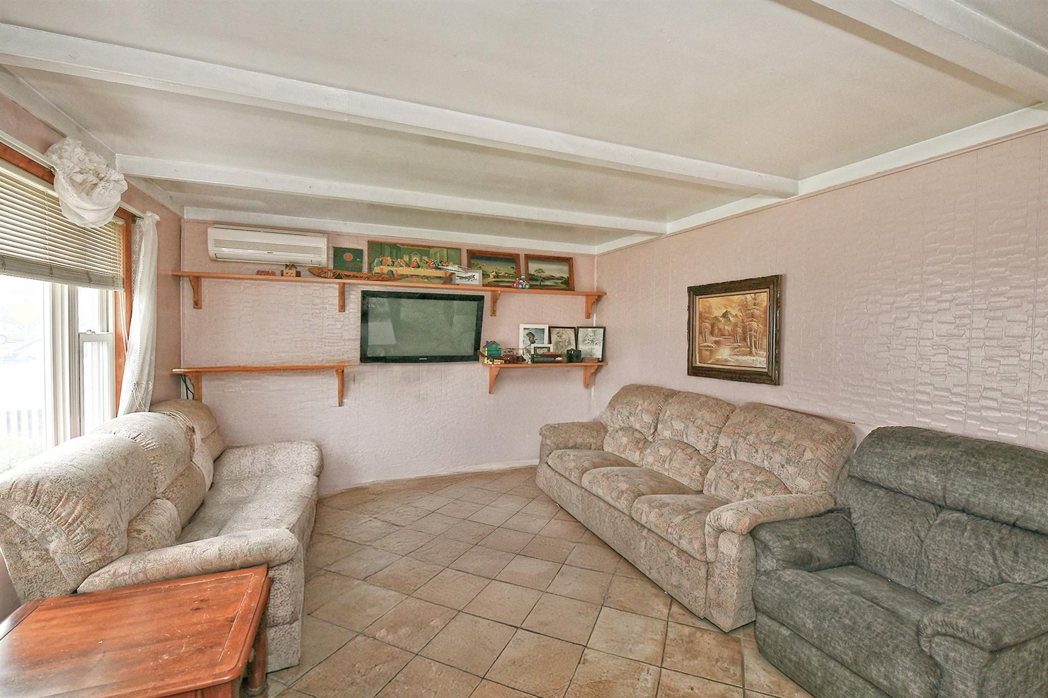 Single Family Haven  Nassau County, NY 11756, MLS-861483-7