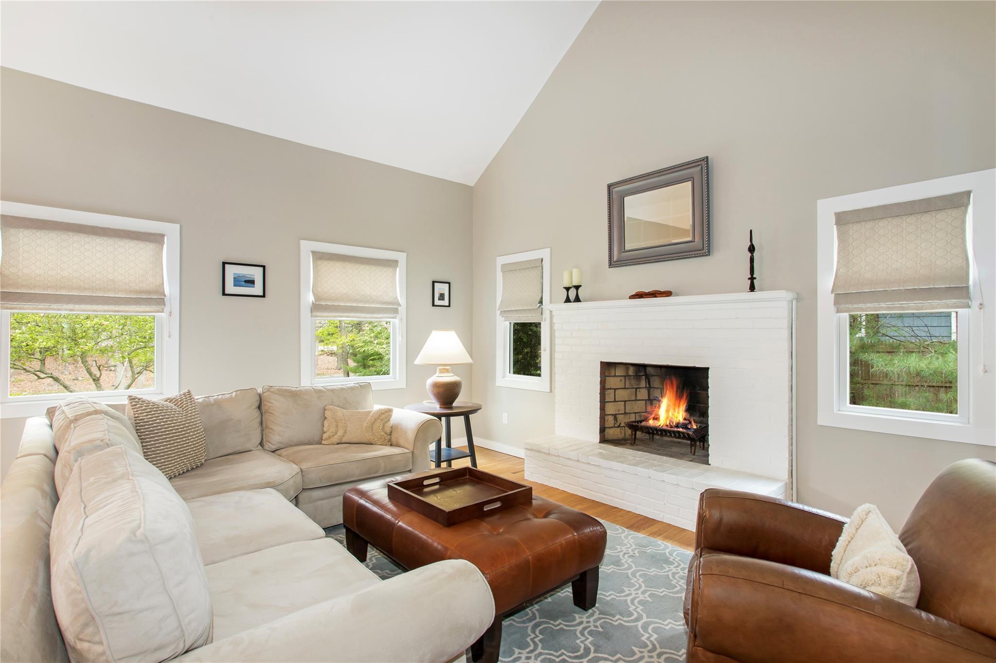 Single Family Water Mill Towd  Suffolk County, NY 11968, MLS-861484-4