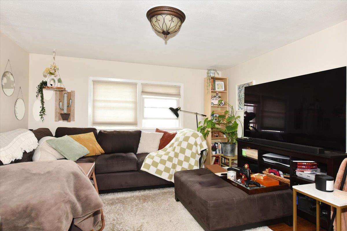 Single Family Pine  Nassau County, NY 11758, MLS-861488-21