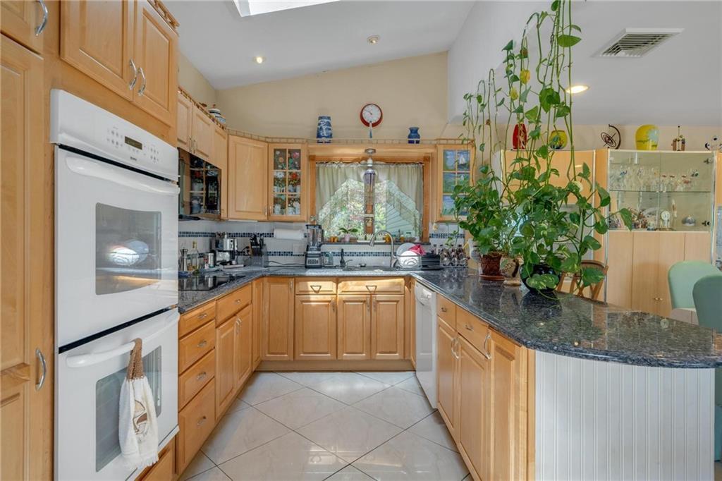 Single Family Bay Front  Nassau County, NY 11510, MLS-861491-10