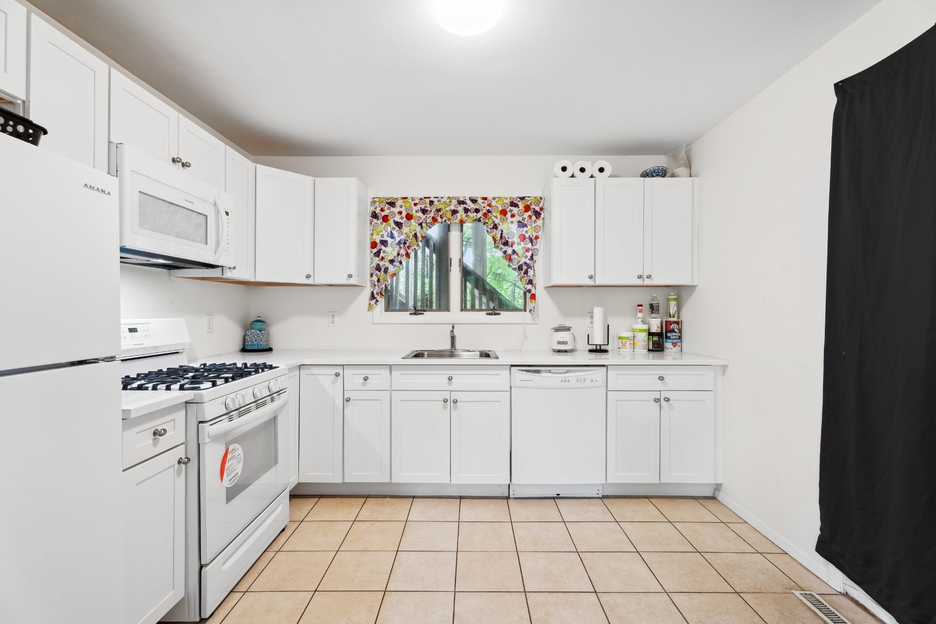 Single Family County Road 39  Suffolk County, NY 11968, MLS-861494-2