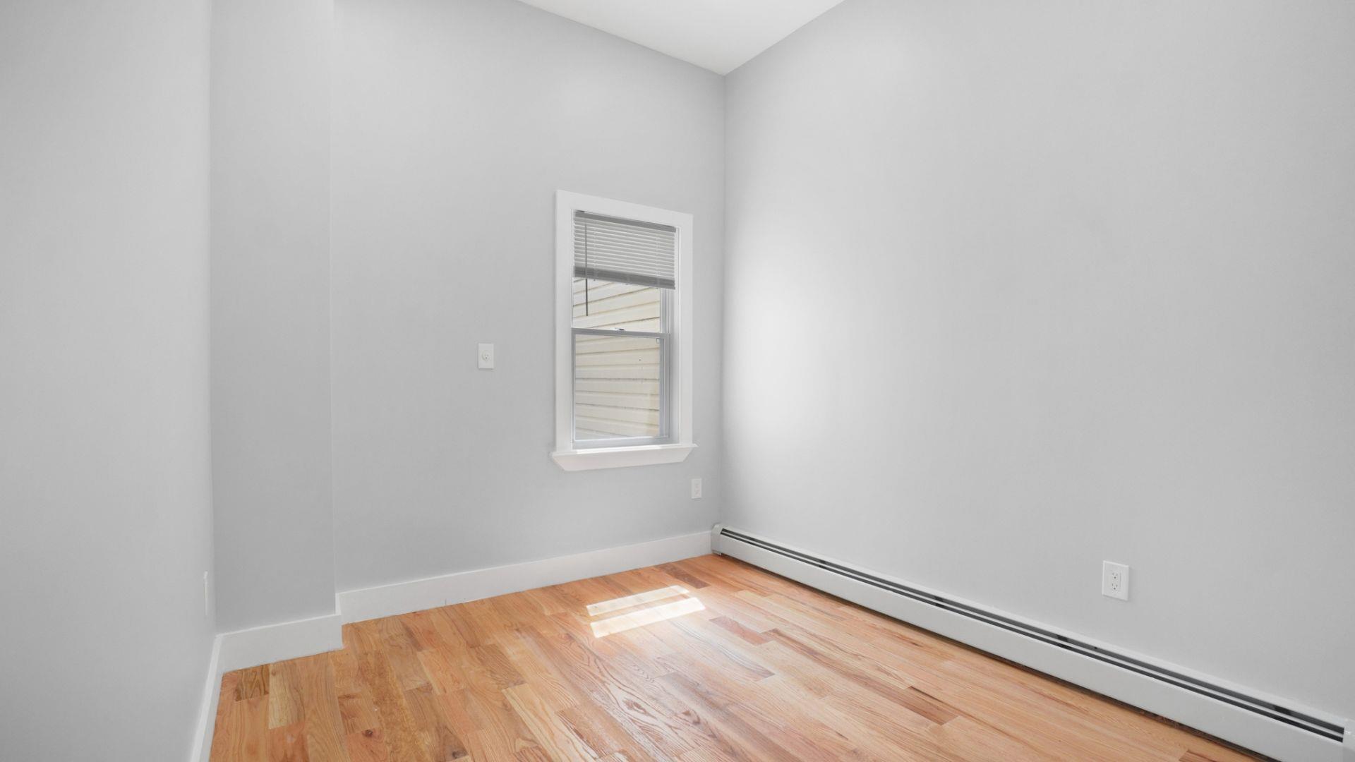 Single Family 183rd  Bronx, NY 10458, MLS-861512-12