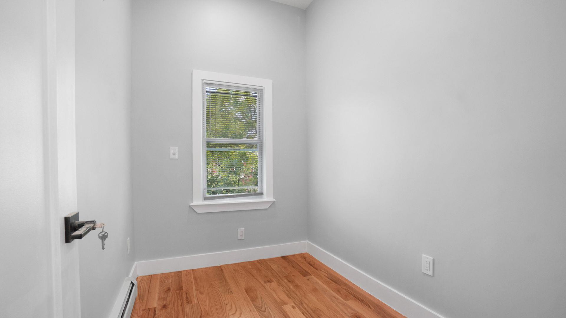 Single Family 183rd  Bronx, NY 10458, MLS-861512-13