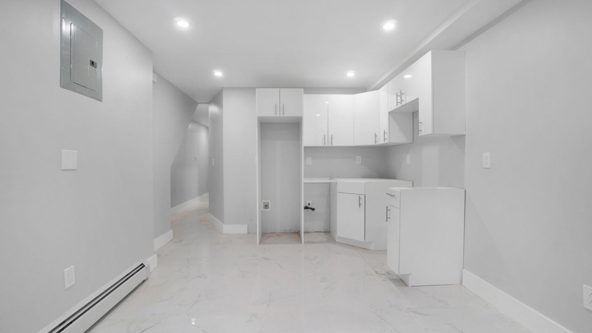 Single Family 183rd  Bronx, NY 10458, MLS-861512-15