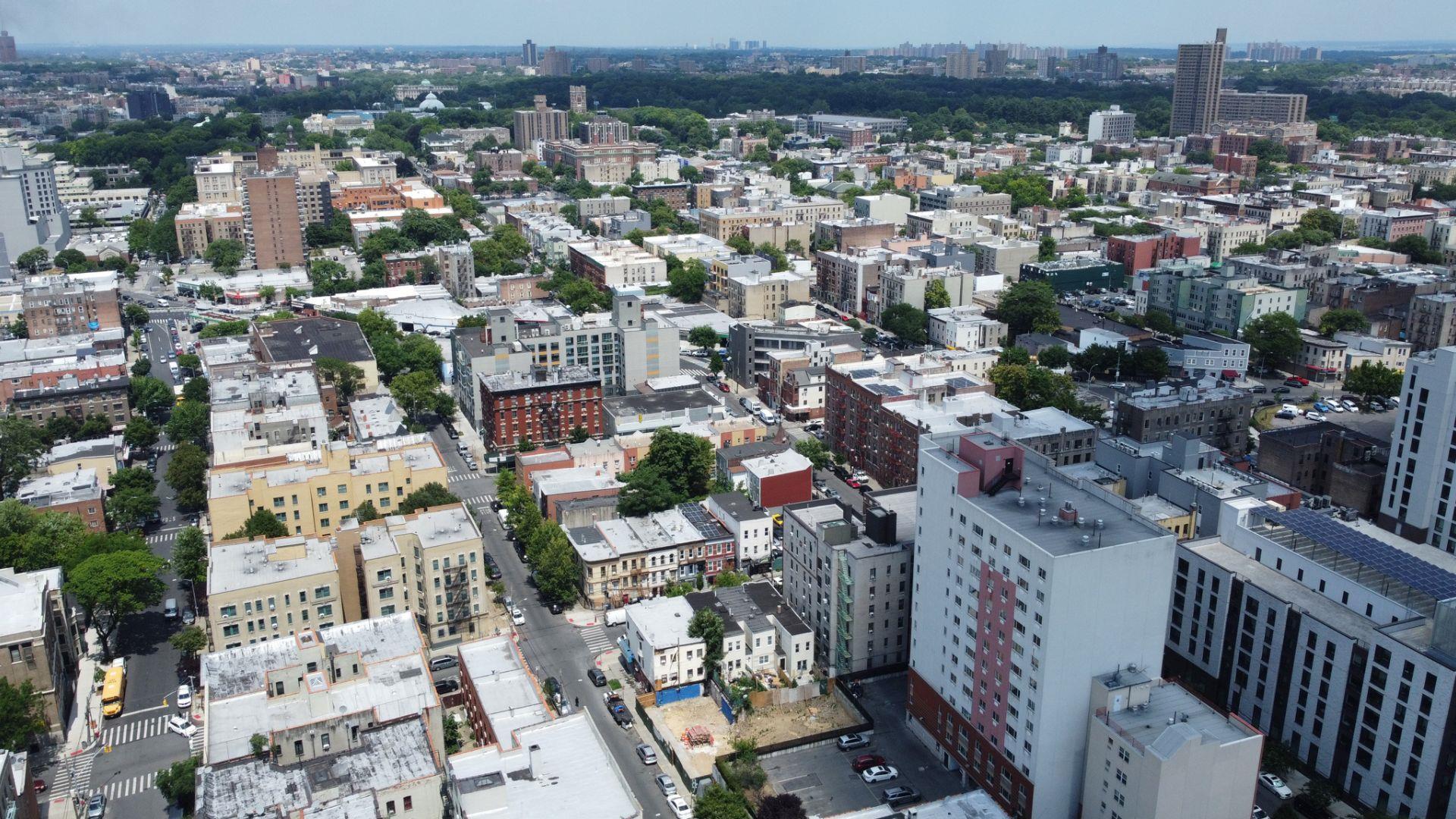 Single Family 183rd  Bronx, NY 10458, MLS-861512-24