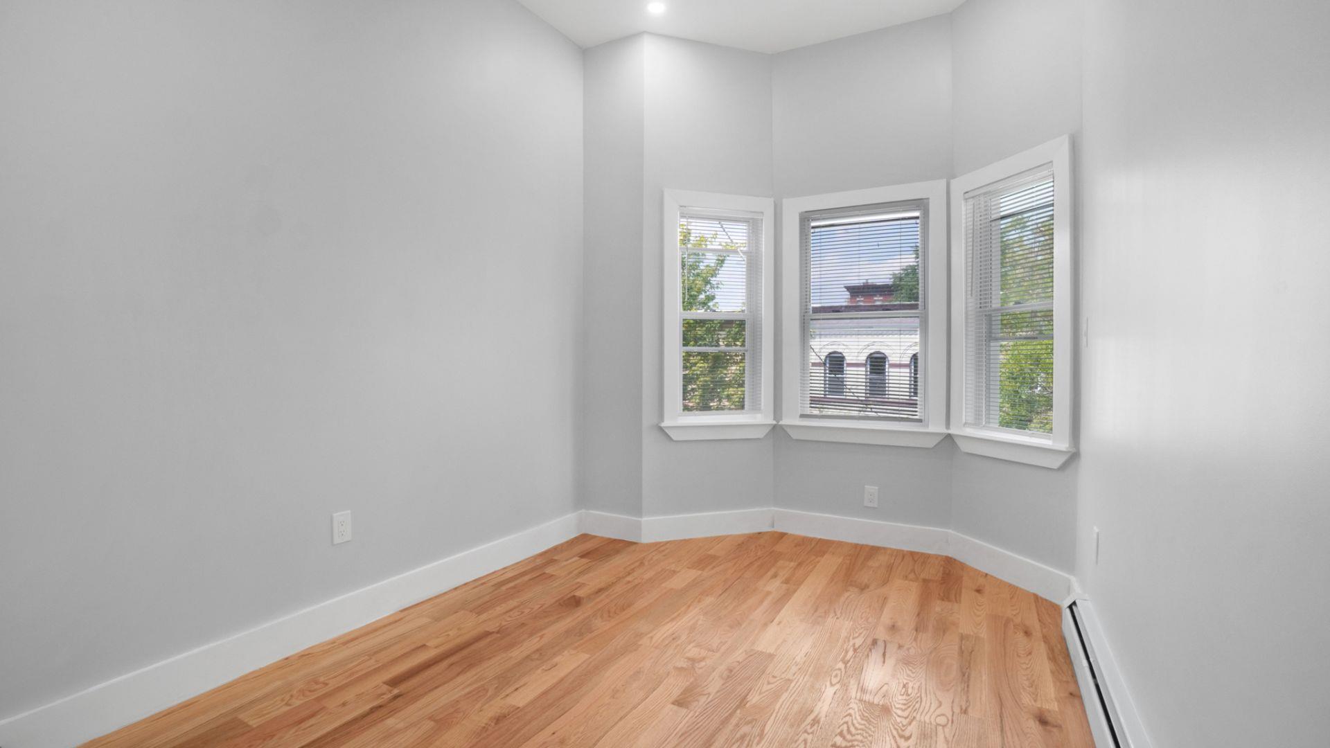 Single Family 183rd  Bronx, NY 10458, MLS-861512-9